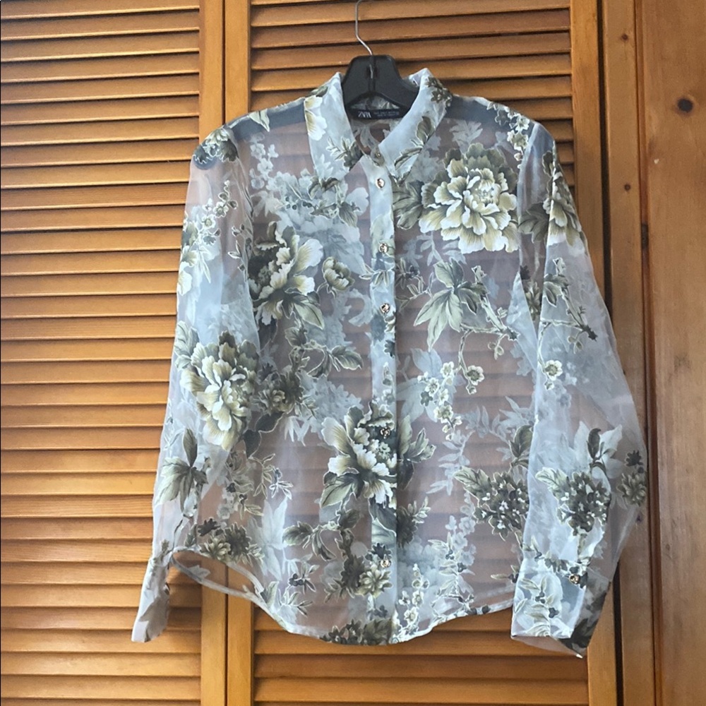 Zara Floral Sheer Blouse nice collar button front long sleeve